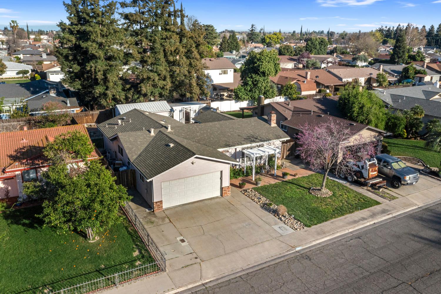 2241 Rochelle Avenue Turlock, CA 95382 - Photo 38 of 47