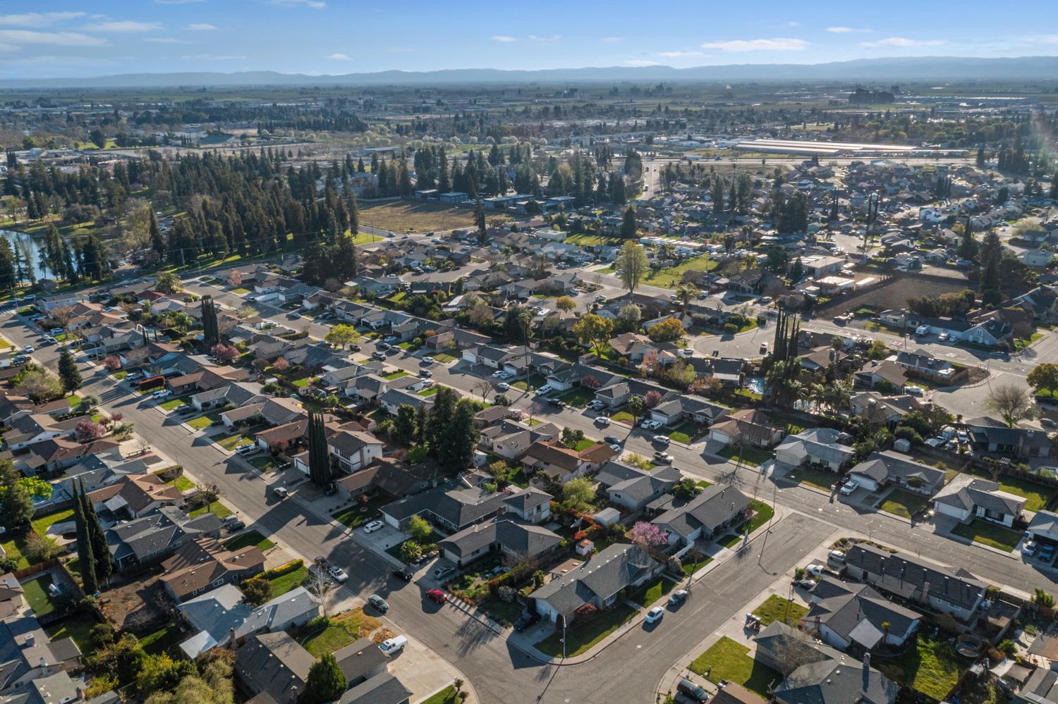 2241 Rochelle Avenue Turlock, CA 95382 - Photo 42 of 47