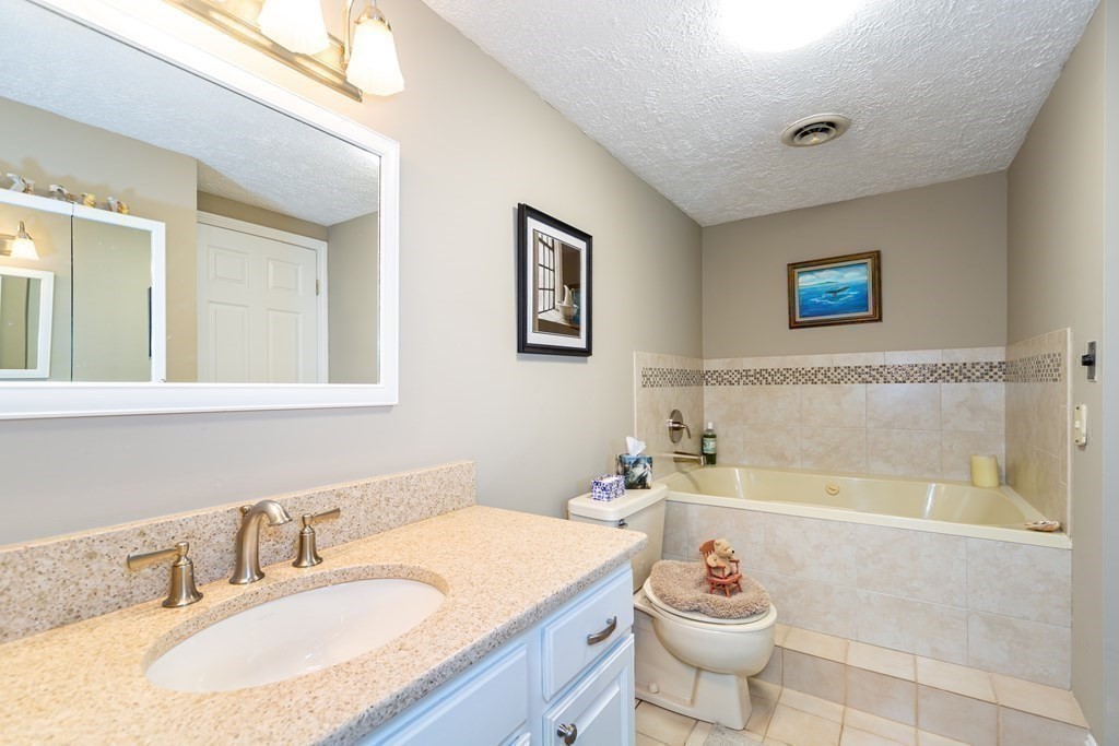 59 East Bluff Road, Unit 59 Ashland, MA 01721 - Photo 23 of 33 Gallery Image 23