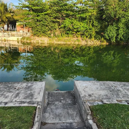 $5,000 | 3325 South Lake Drive, Miami, FL 33155