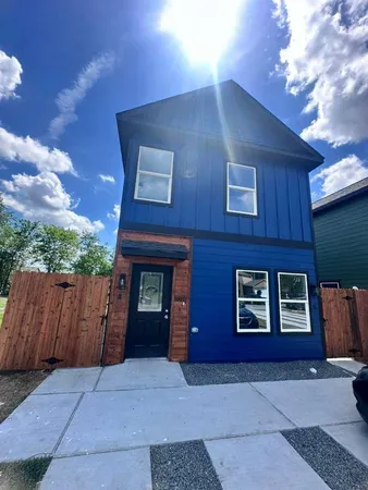 $2,450 | 3810 Hiford Drive, Unit B, Houston, TX 77047