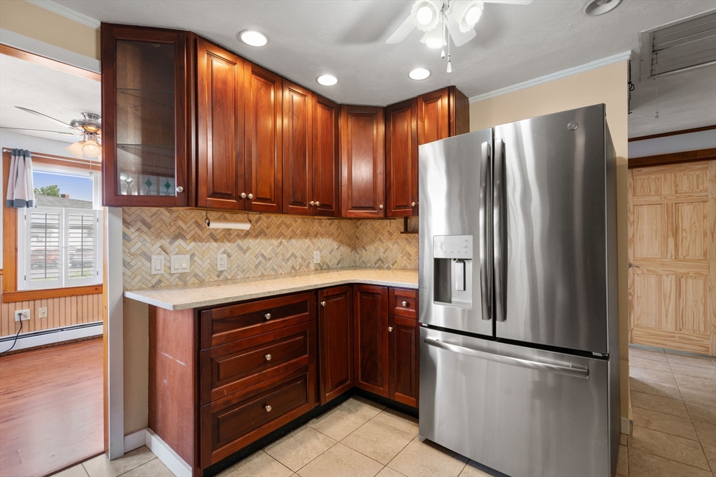 9 Providence Road Sutton, MA 01590 - Photo 13 of 37