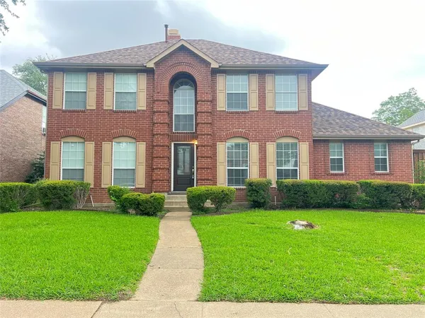 $2,900 | 723 Sumner Drive, Mesquite, TX 75149
