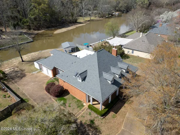 $697,000 | 105 Beaver Run Drive, Brandon, MS 39047