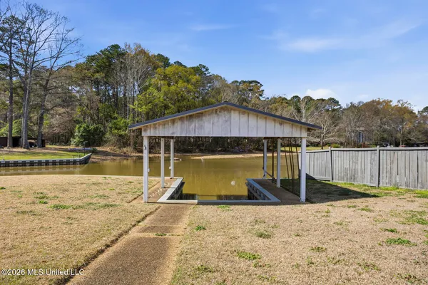 $697,000 | 105 Beaver Run Drive, Brandon, MS 39047