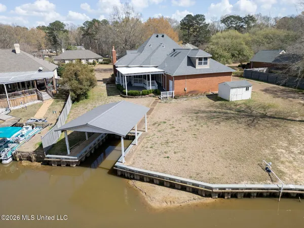 $697,000 | 105 Beaver Run Drive, Brandon, MS 39047