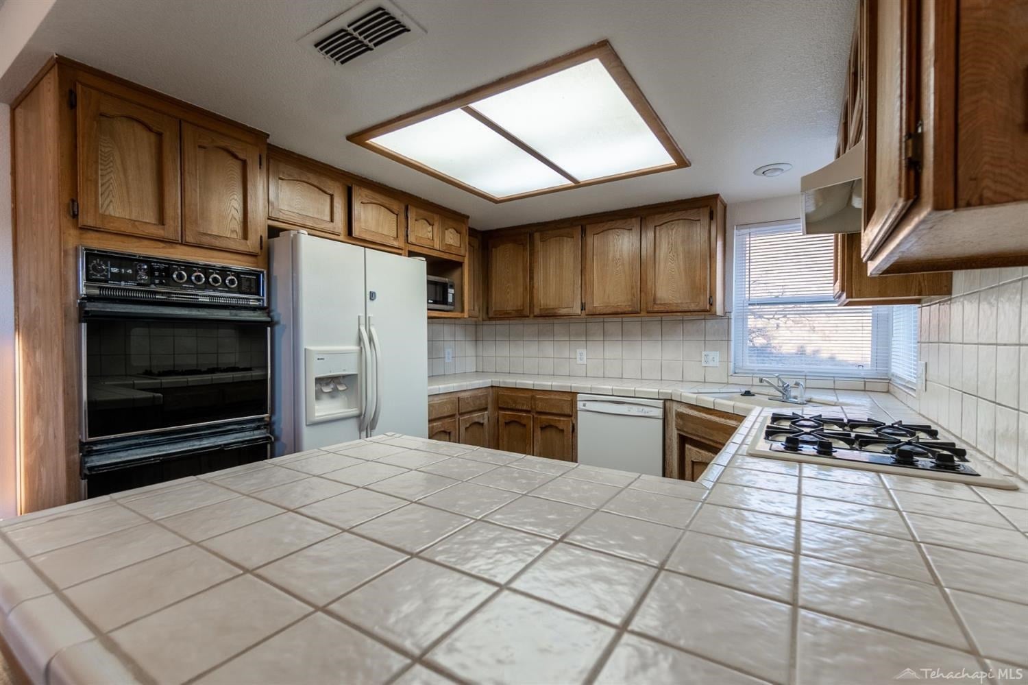 26101 Cumberland Road Tehachapi, CA 93561 - Photo 48 of 58 Gallery Image 48