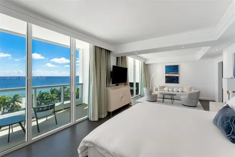 $12,000,000 | 4391 Collins Avenue, Unit 512, Miami Beach, FL 33140