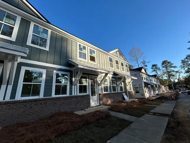 $249,990 | 453 Martins Creek Boulevard, Summerville, SC 29485