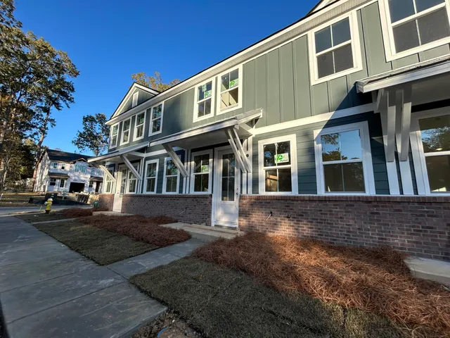 $249,990 | 453 Martins Creek Boulevard, Summerville, SC 29485