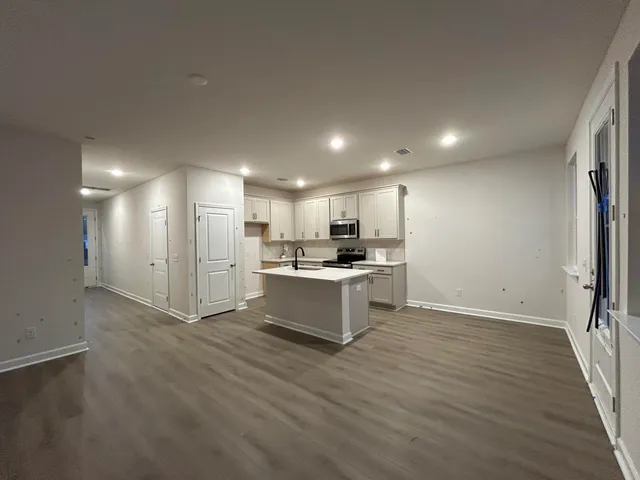 $249,990 | 453 Martins Creek Boulevard, Summerville, SC 29485