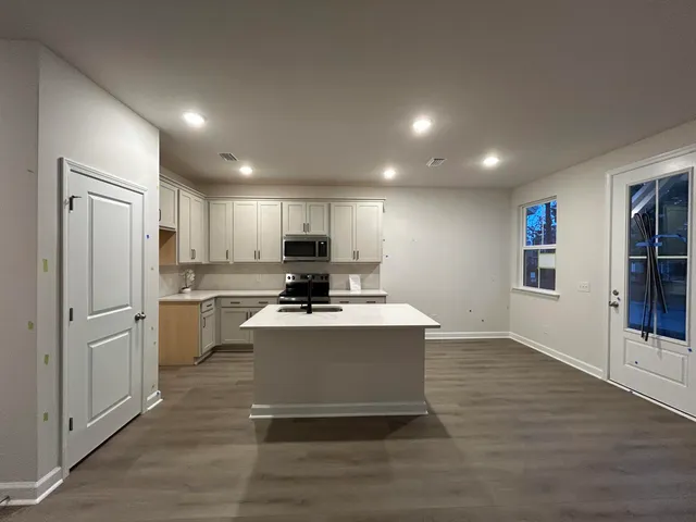 $249,990 | 453 Martins Creek Boulevard, Summerville, SC 29485