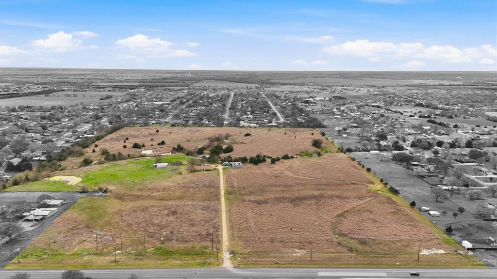 801 East Fm-664 Road Red Oak, TX 75154 - Photo 2 of 22 View of rural area