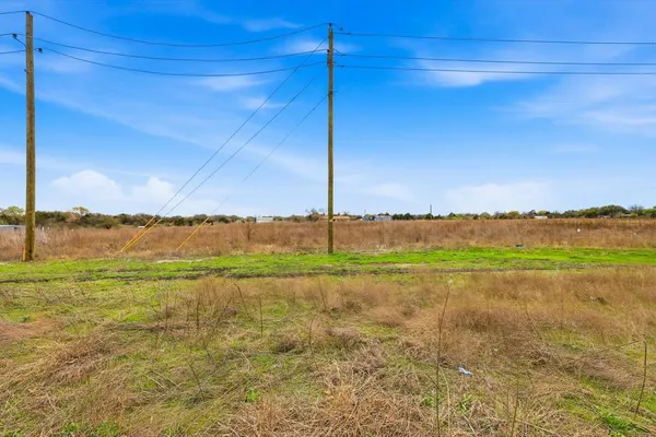 $5,832,842 | 801 East Fm-664 Road, Red Oak, TX 75154