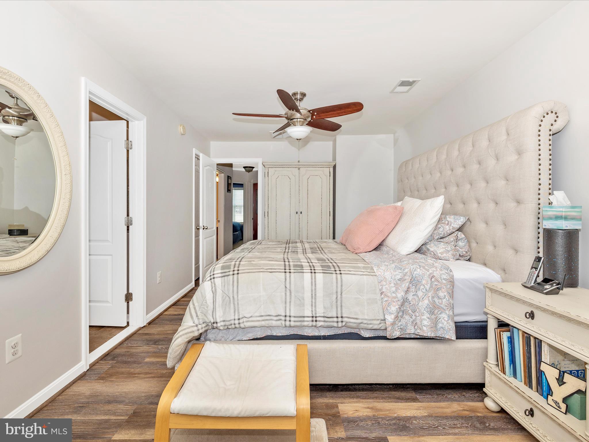 12954 Yellow Jacket Road Hagerstown, MD 21740 - Photo 30 of 54 a living room with furniture and a rug