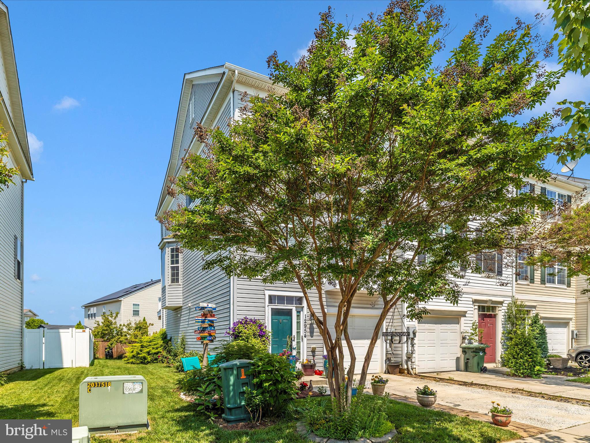 12954 Yellow Jacket Road Hagerstown, MD 21740 - Photo 42 of 54 a front view of a house with garden