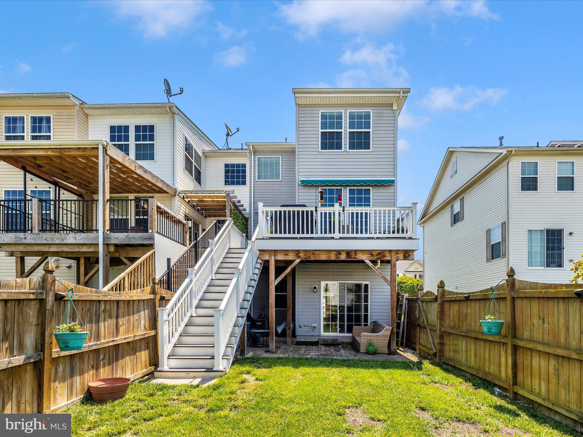 12954 Yellow Jacket Road Hagerstown, MD 21740 - Photo 47 of 54 a front view of a house with a yard
