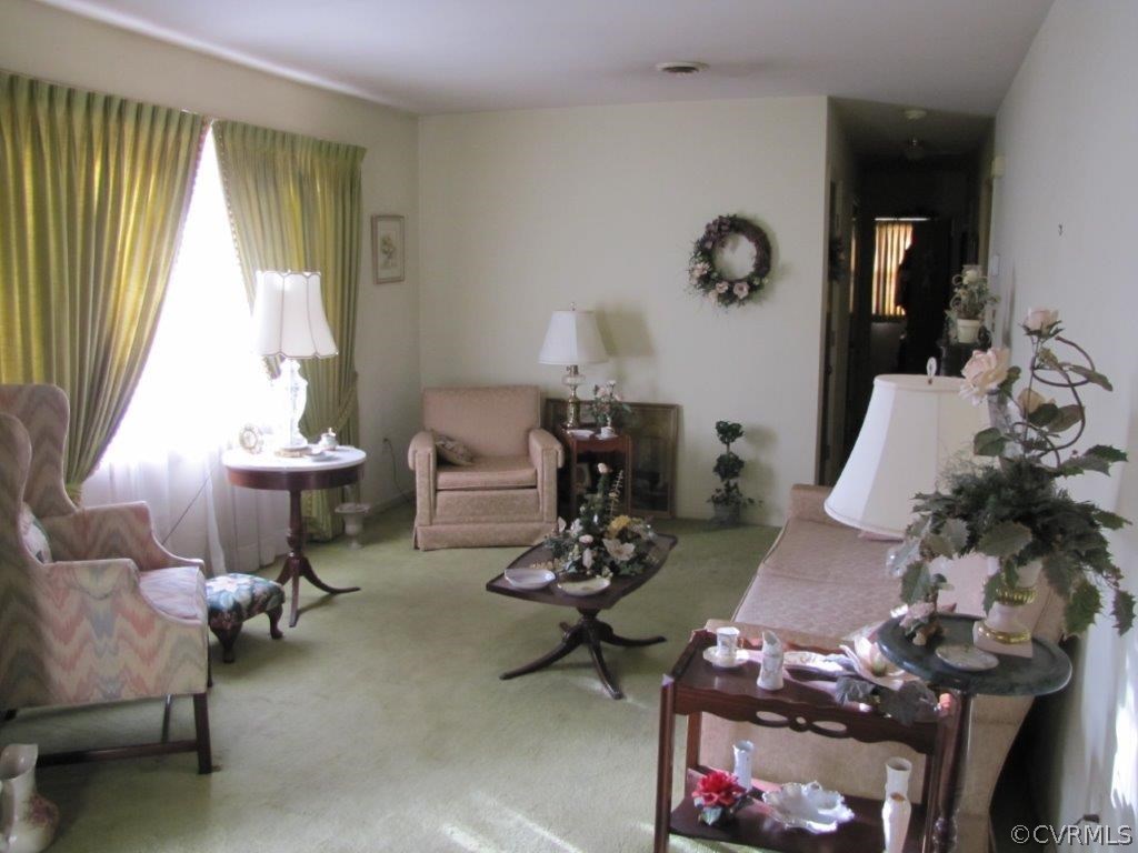 104 Camden Road Colonial Heights, VA 23834 - Photo 4 of 14 Gallery Image 4