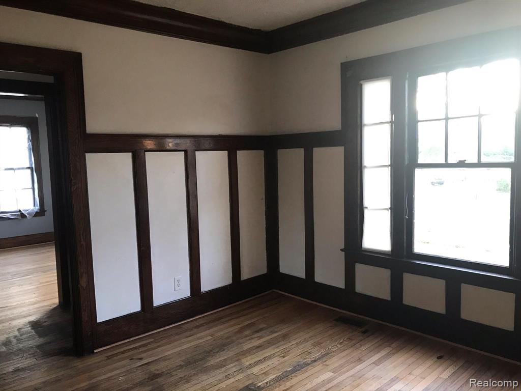759 Webb Street Detroit, MI 48202 - Photo 4 of 14