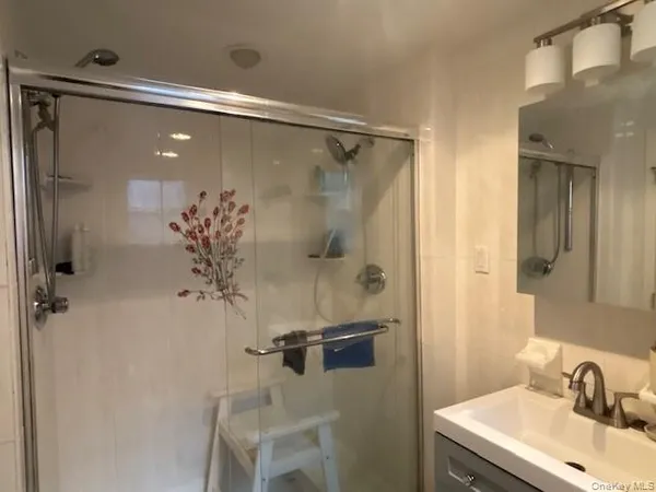 $629,000 | 5 Verplanck Avenue, Hopewell Junction, NY 12533