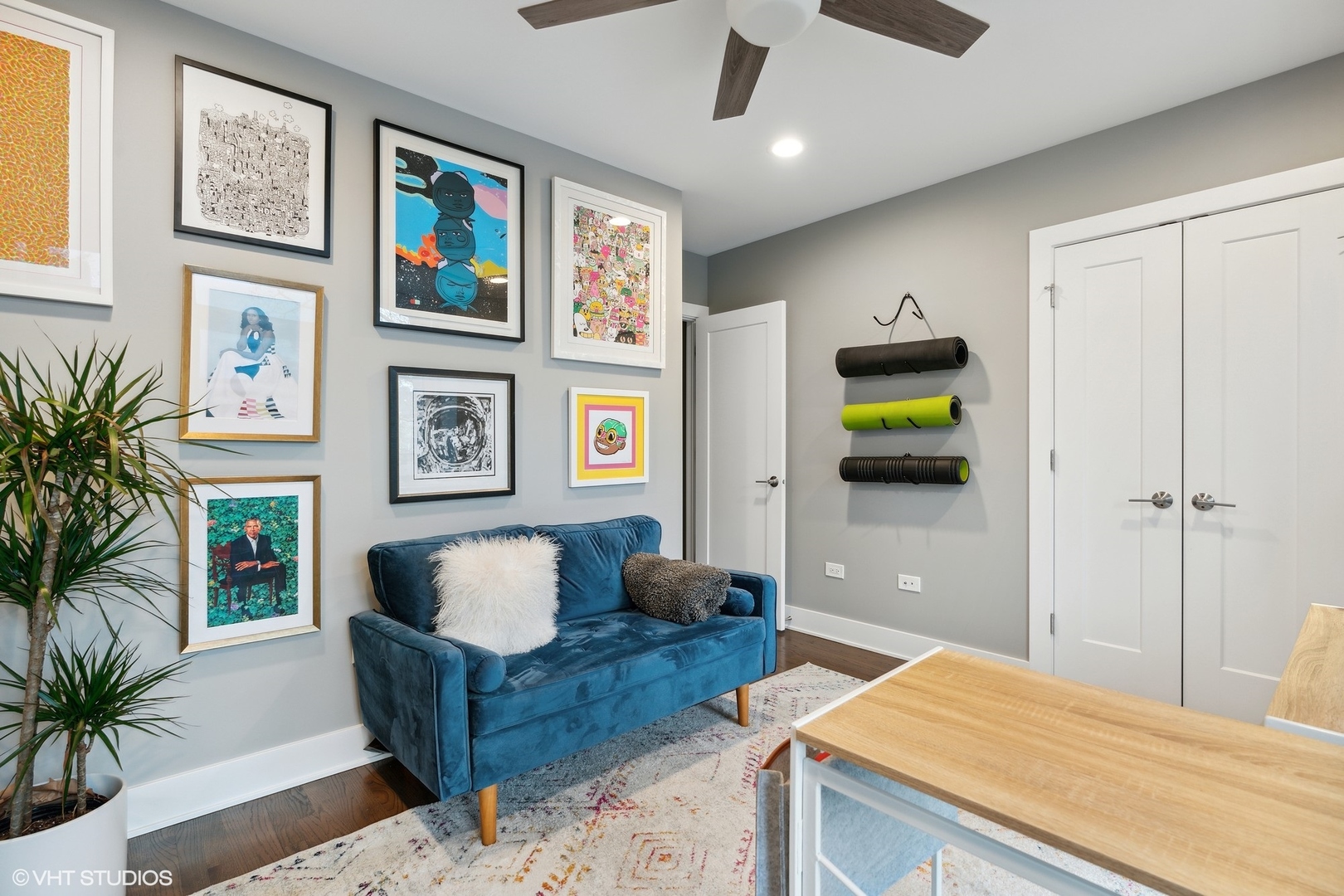 1044 West Polk Street, Unit 1 Chicago, IL 60607 - Photo 16 of 22 a living room with furniture and a chandelier