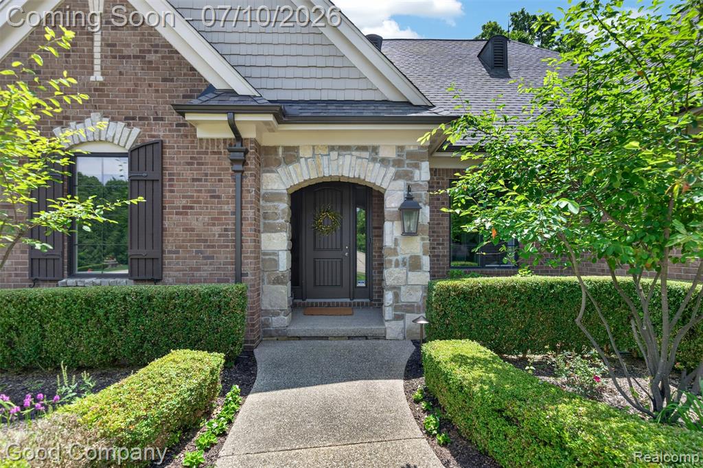 1946 Acorn Glen Rochester Hills, MI 48306 - Photo 63 of 71