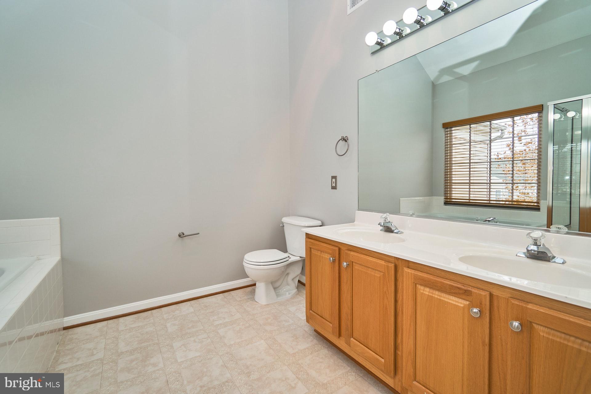9059 Two Bays Road Lorton, VA 22079 - Photo 17 of 31 Gallery Image 17