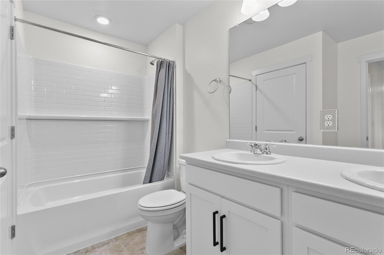 140 Racer Street Bennett, CO 80102 - Photo 25 of 43