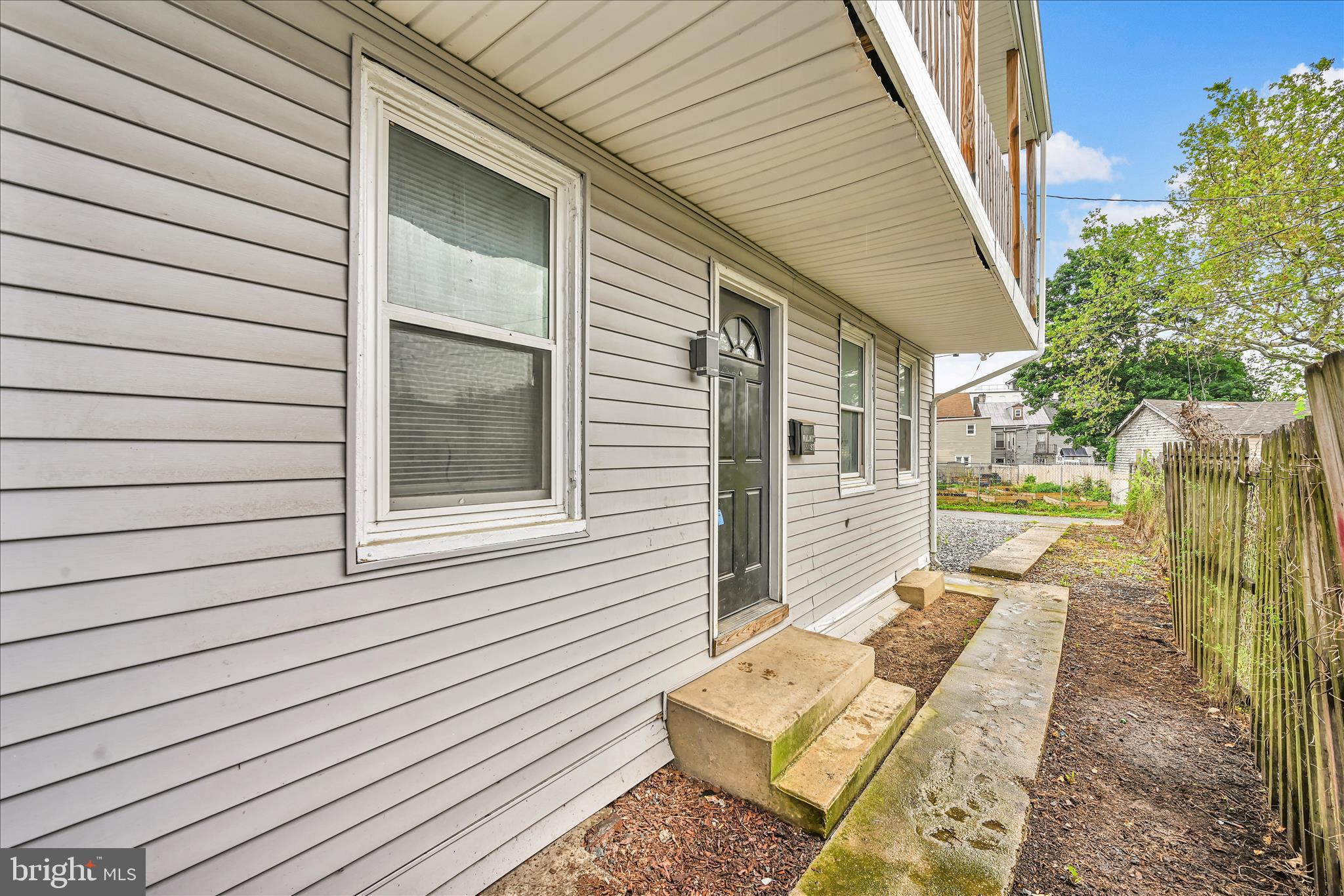 219 Walnut Street York, PA 17403 - Photo 17 of 33 Unit 2: Entrance