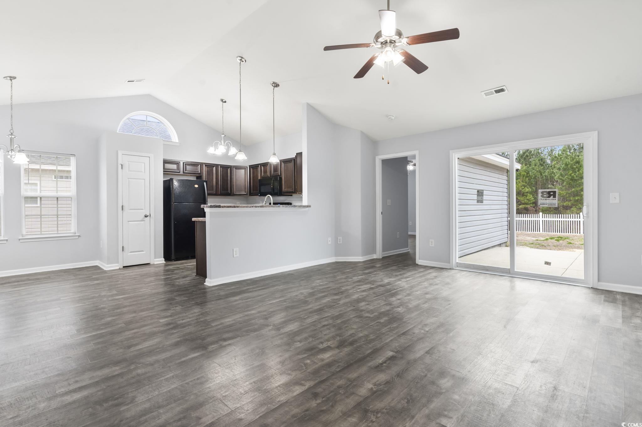293 Foxpath Loop Myrtle Beach, SC 29588 - Photo 3 of 32 Gallery Image 3