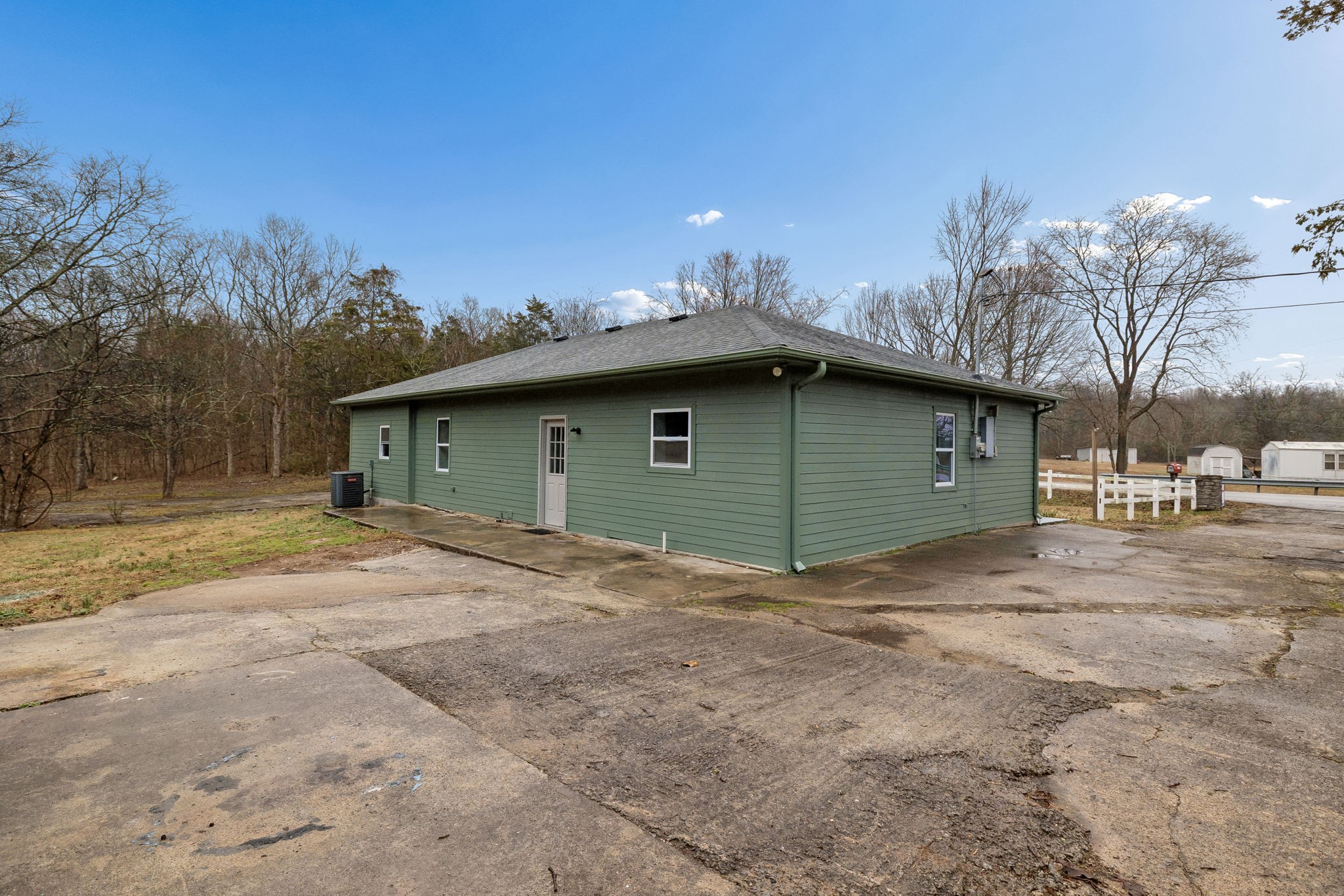 259 Africa Road Lebanon, TN 37087 - Photo 35 of 37
