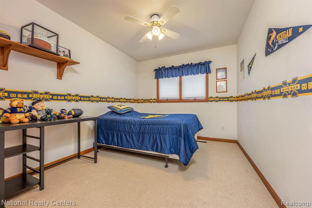 37164 Chesapeake Road Farmington Hills, MI 48335 - Photo 20 of 40