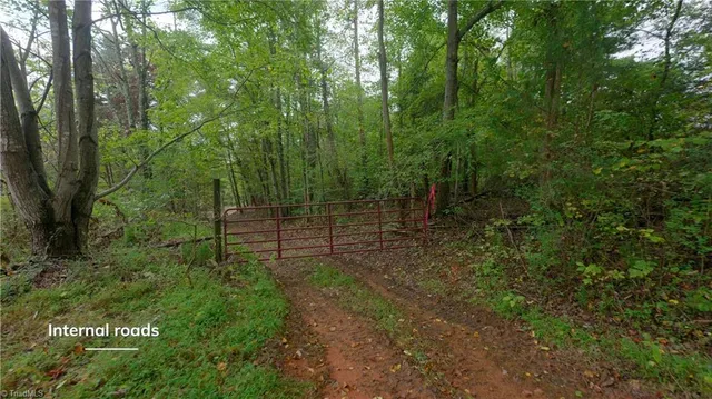 $243,900 | 1580 Seven Island Road, Danbury, NC 27016