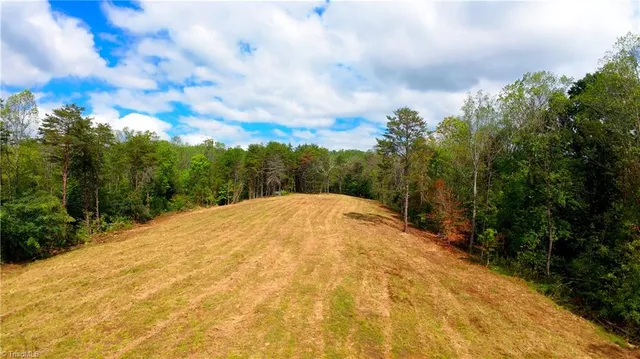 $243,900 | 1580 Seven Island Road, Danbury, NC 27016