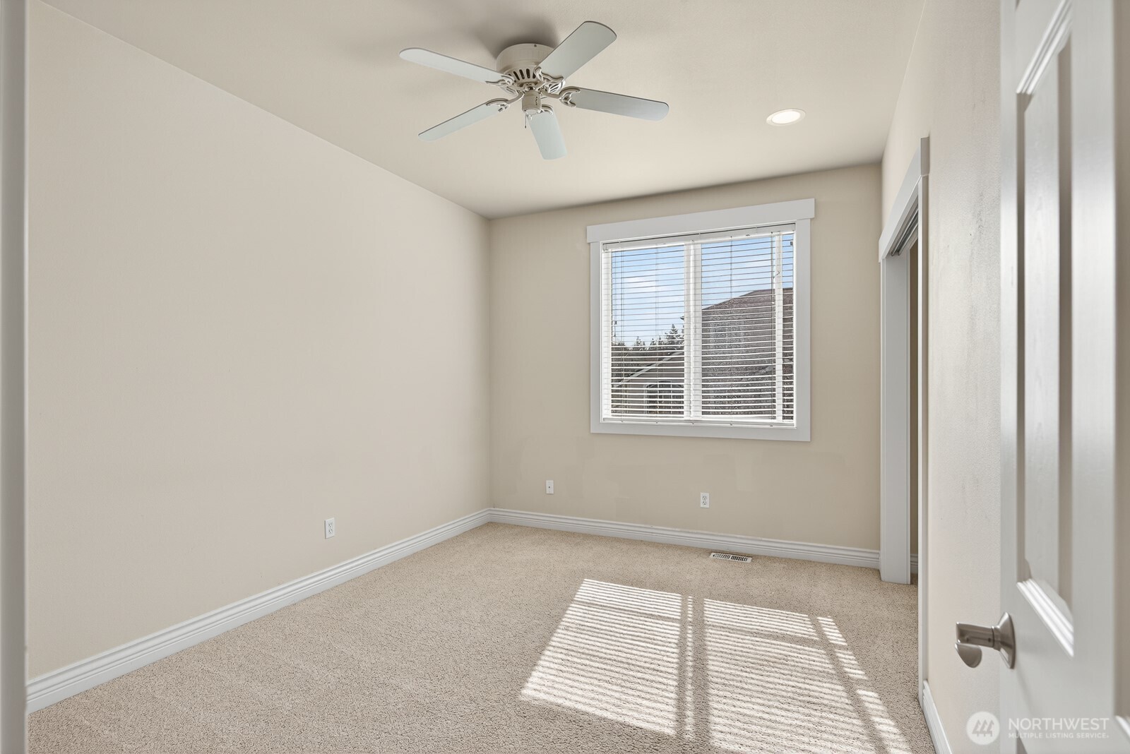 2301 23rd Street Anacortes, WA 98221 - Photo 23 of 36