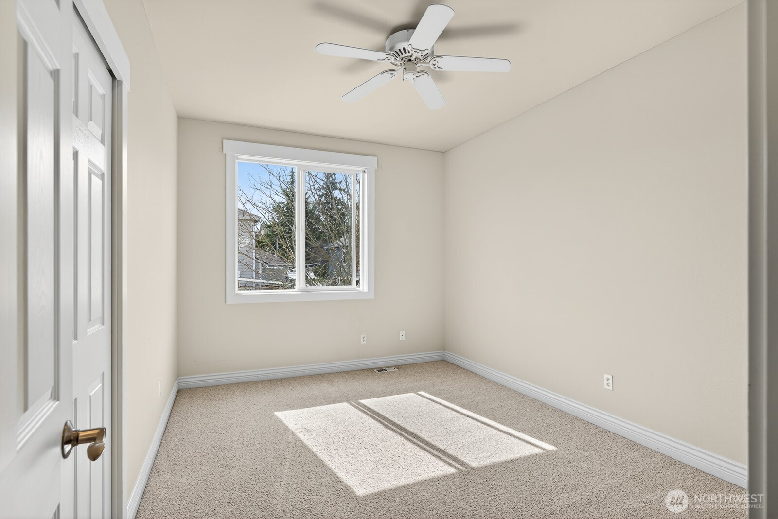 2301 23rd Street Anacortes, WA 98221 - Photo 25 of 36