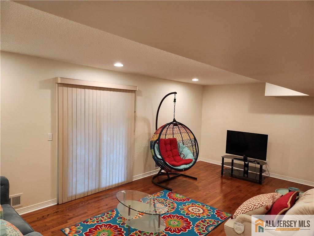 8608 Hana Road Edison, NJ 08817 - Photo 11 of 28