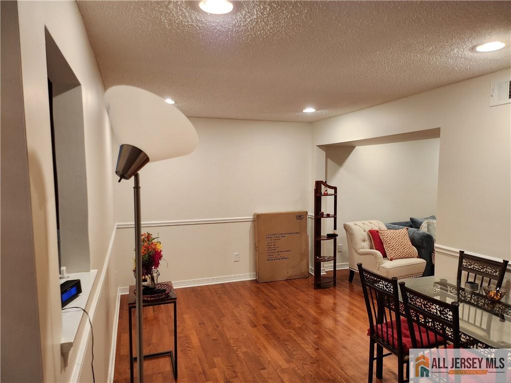 8608 Hana Road Edison, NJ 08817 - Photo 6 of 28