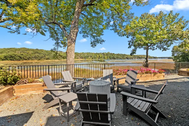 $899,700 | W5712 North Drive, La Grange, WI 53121