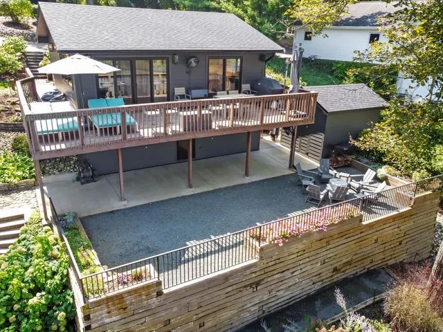 $899,700 | W5712 North Drive, La Grange, WI 53121