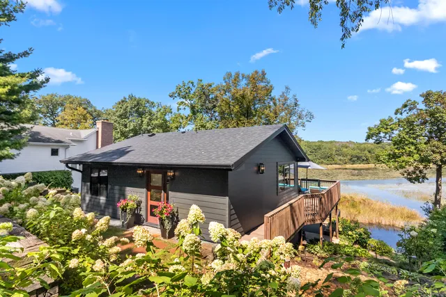 $899,700 | W5712 North Drive, La Grange, WI 53121