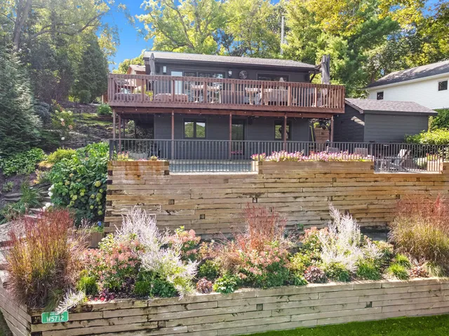 $899,700 | W5712 North Drive, La Grange, WI 53121