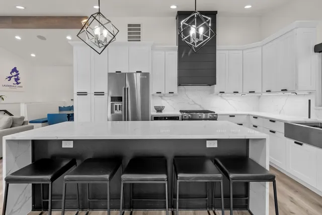 $899,700 | W5712 North Drive, La Grange, WI 53121