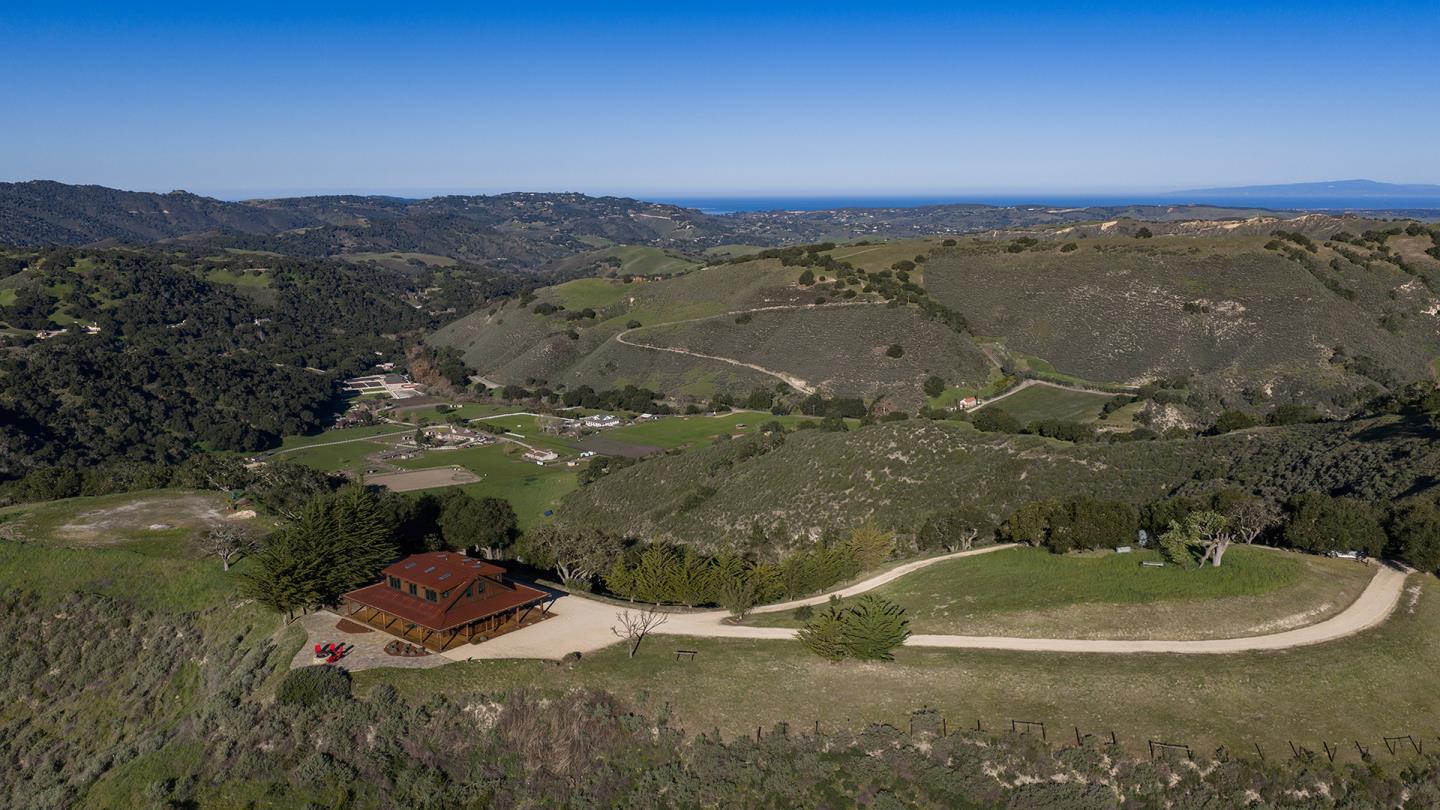 28000 Underwood Road Salinas, CA 93908 - Photo 7 of 41 a view of a sky from balcony