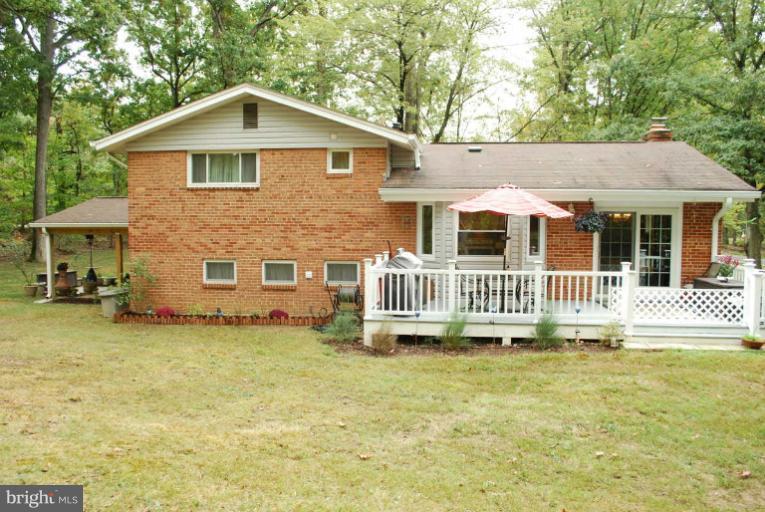 4000 Old Mill Road Alexandria, VA 22309 - Photo 22 of 24 Exterior (Rear)