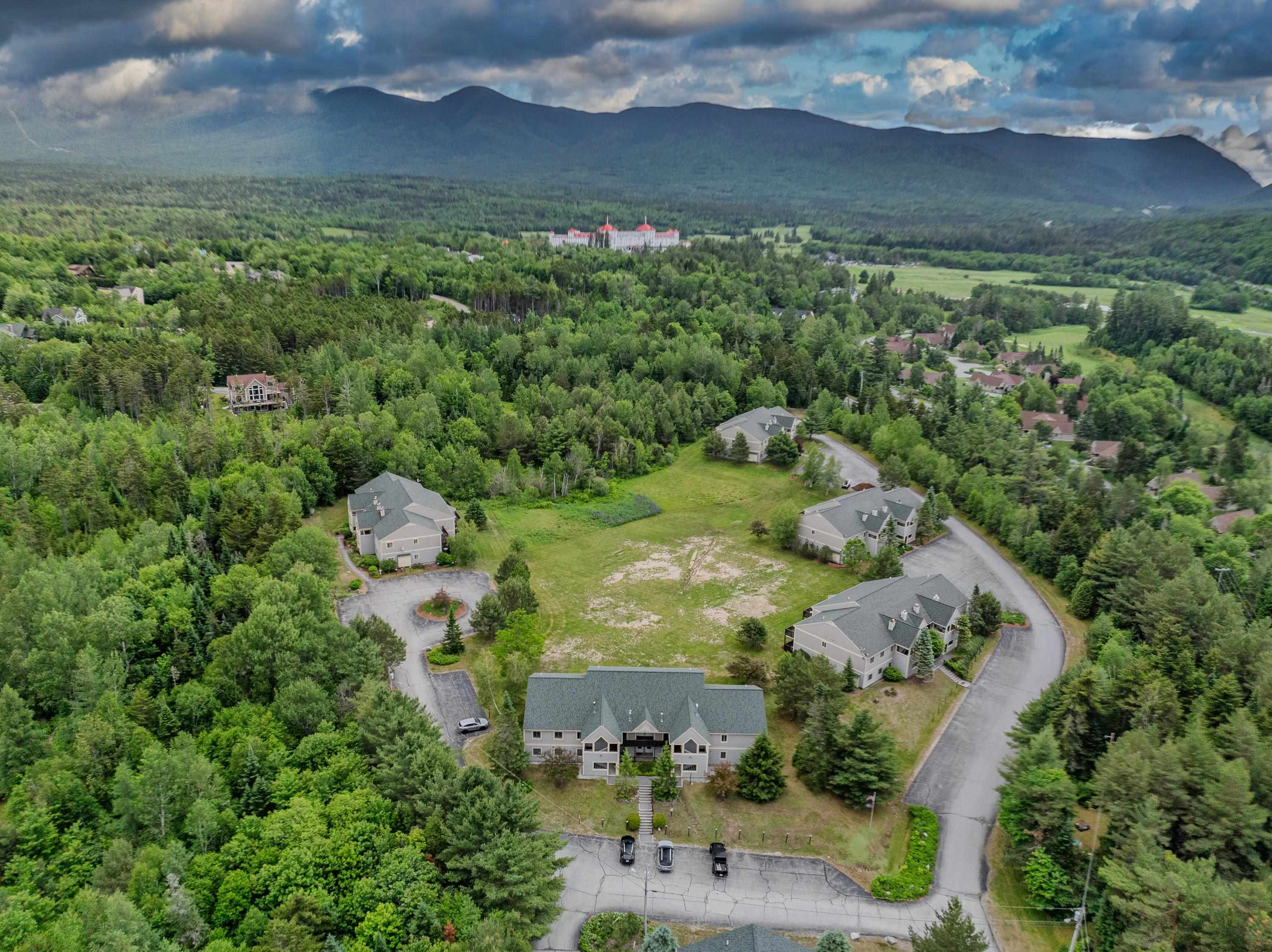 10 Stickney Way, Unit 16 Carroll, NH 03595 - Photo 4 of 27
