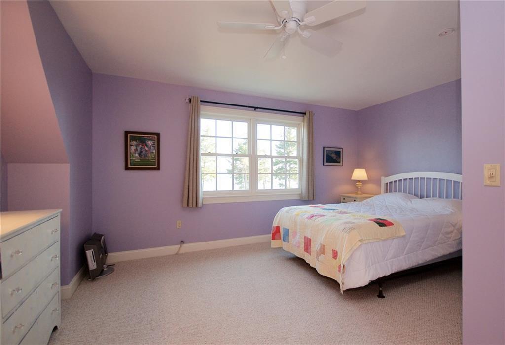 650 Deaver Road Waldoboro, ME 04572 - Photo 17 of 27 Upstairs bedroom