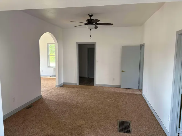 $129,000 | 1158 East Summitt Street, Wawaka, IN 46794