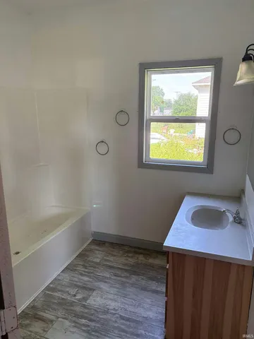 $129,000 | 1158 East Summitt Street, Wawaka, IN 46794