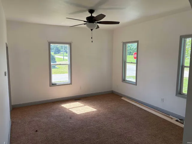 $129,000 | 1158 East Summitt Street, Wawaka, IN 46794